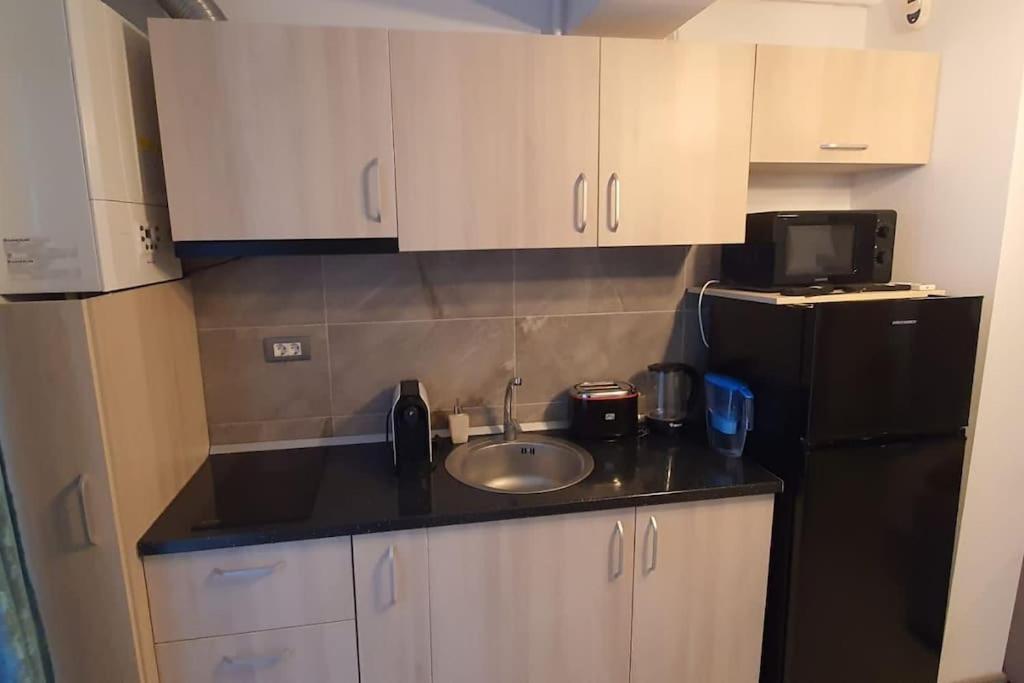 Alezzy Beach Apartament Prima Linie La Mare Navodari Luaran gambar