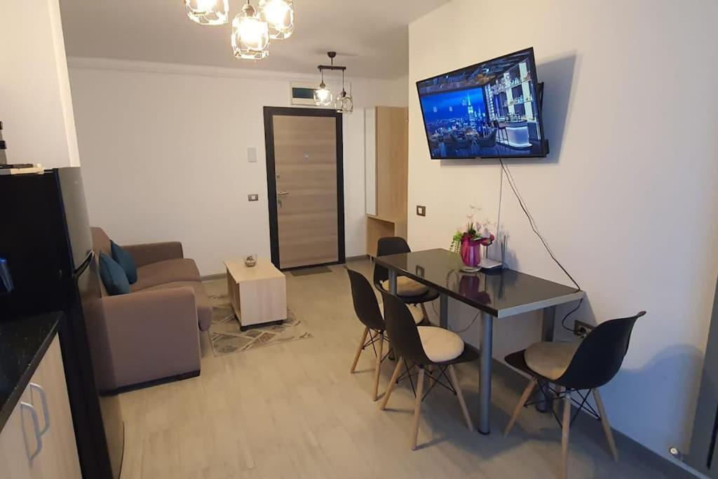Alezzy Beach Apartament Prima Linie La Mare Navodari Luaran gambar