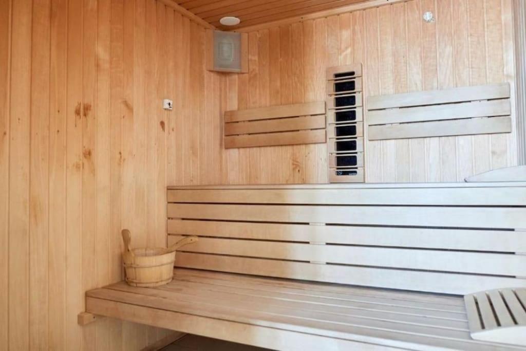 Alezzy Beach Apartament Prima Linie La Mare Navodari Luaran gambar